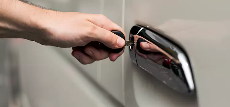 Why Choose Our Auto Locksmith Team in East Hartford, CT?