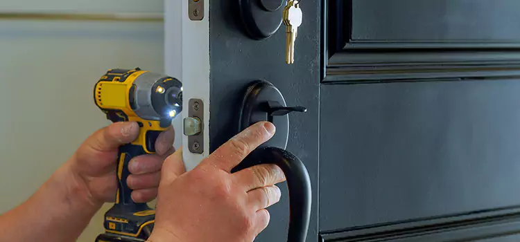 Commercial Door Lock Installation East Hartford